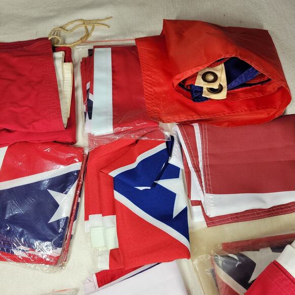 Vintage Lot of Civil War Flags Reproduction Union Confederacy - Picture 3 of 12